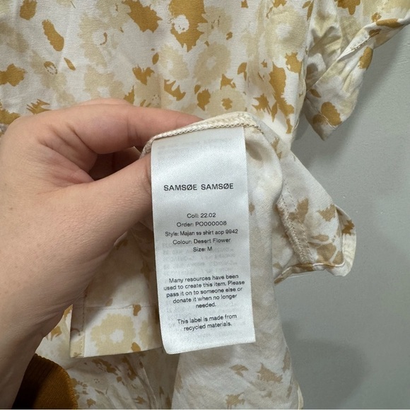 Samsoe & Samsoe Majan Short Sleeve Shirt in Desert Flower Medium - Picture 7 of 7